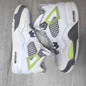 Air Jordan 4 Retro Neon White Volt GS Size 4Y